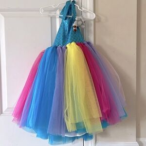 Adorable cupcake dress with little attachable bear!